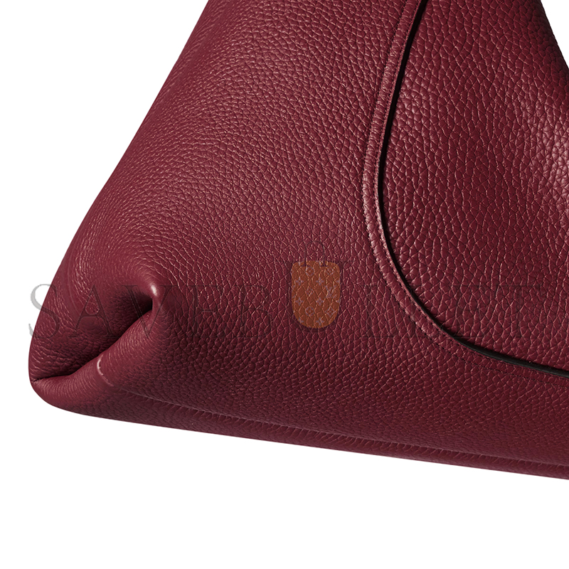 G*u*i softbit maxi shoulder bag 837466 (46*26*16cm)